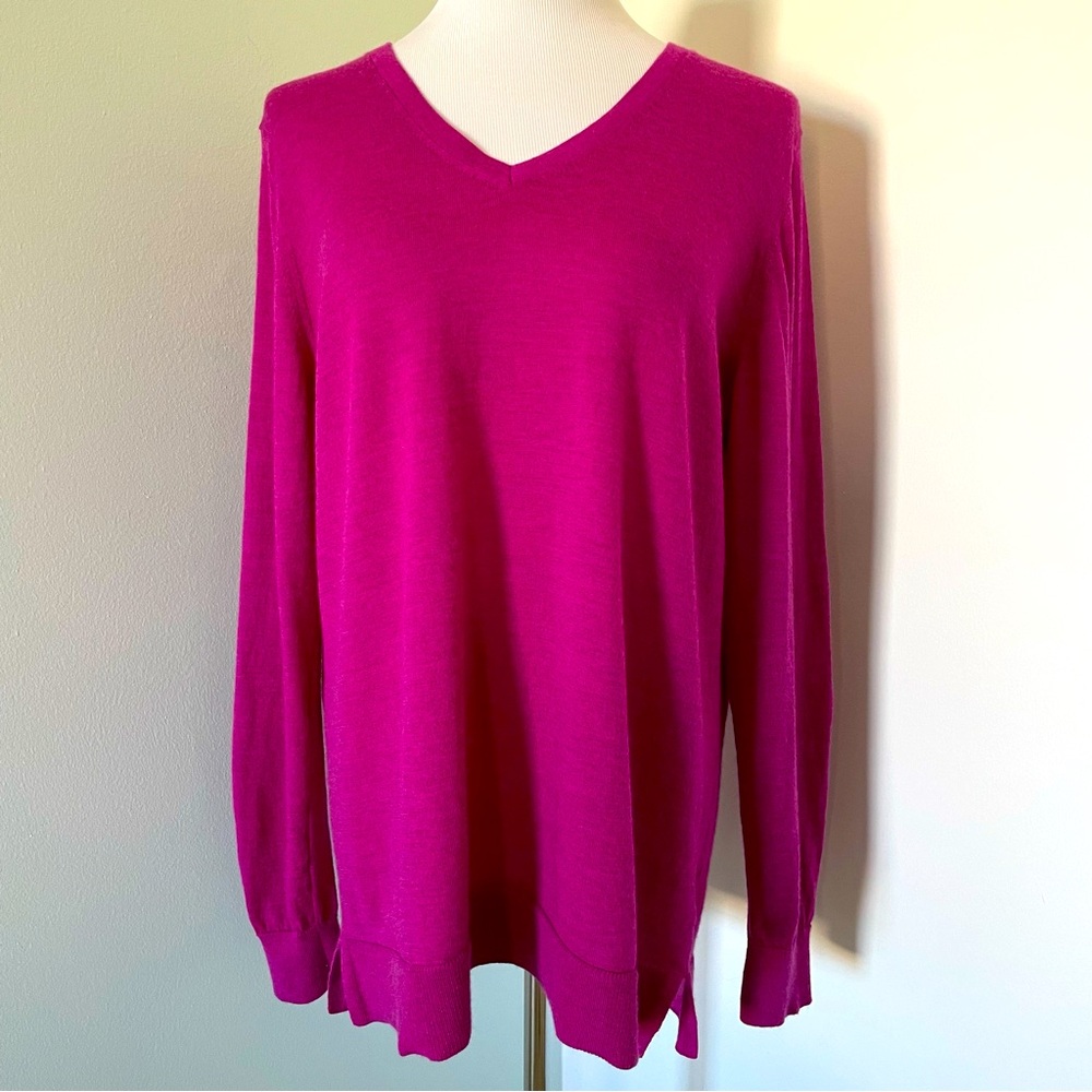 Banana Republic V-Neck Sweater - Fuchsia Pink